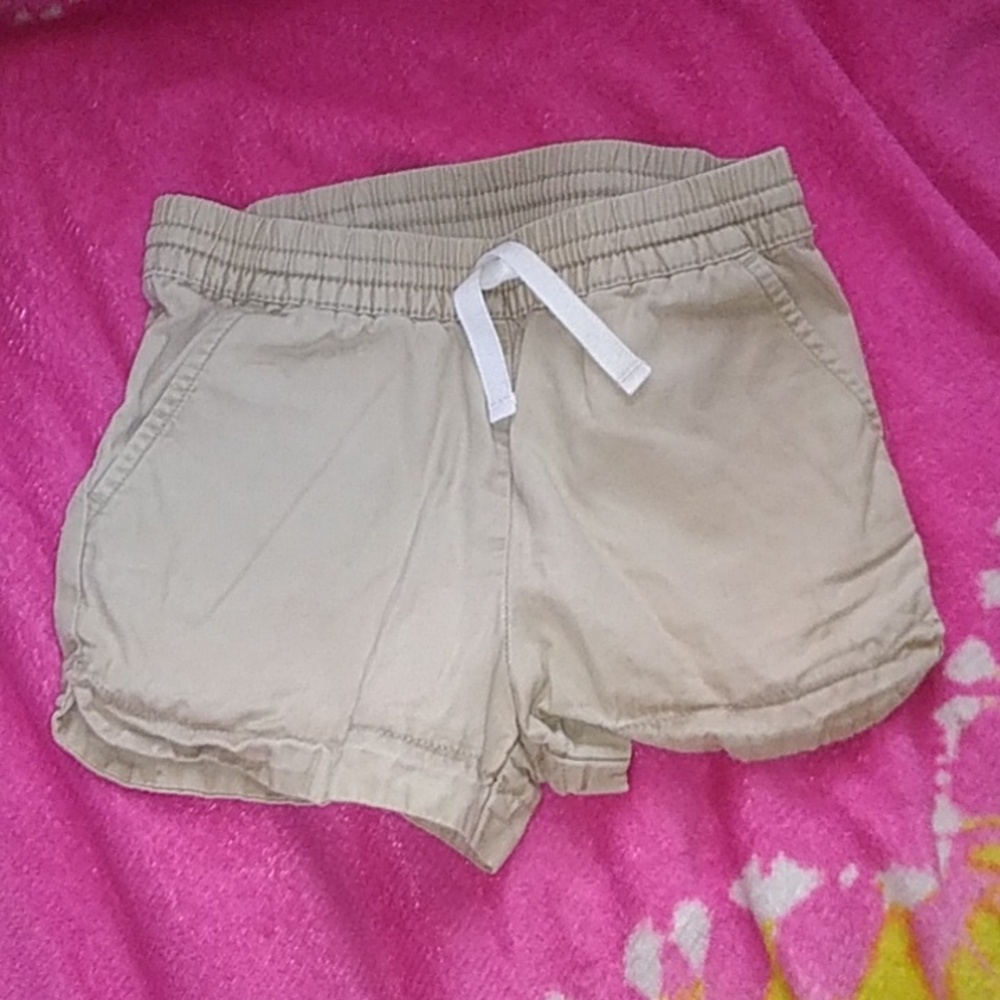 Girls Shorts Size 3T With Only One Pocket in back